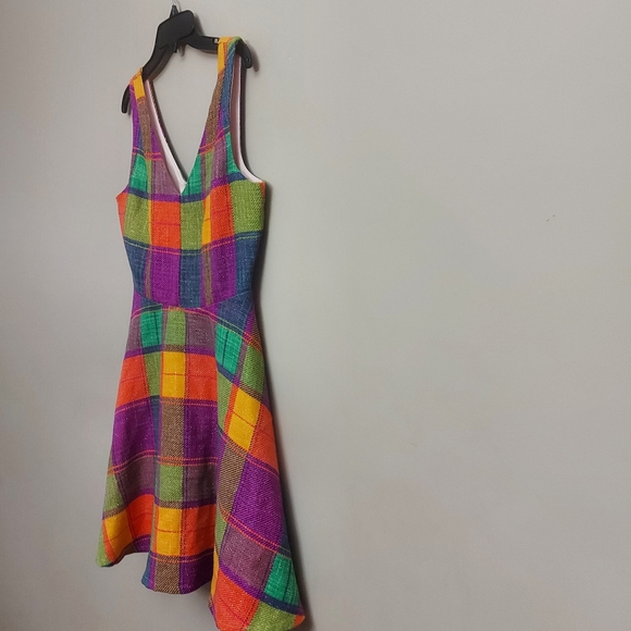 Julie Brown plaid v neck fit and flare sleeveless dress - Picture 3 of 7